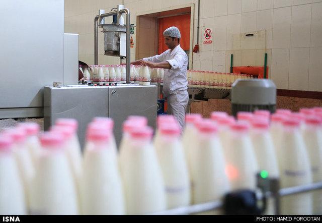 آفلاتوکسینِ شیر در آمریکا 5 برابرِ استانداردهای ایران آفلاتوکسینِ شیر در آمریکا 5 برابرِ استانداردهای ایران