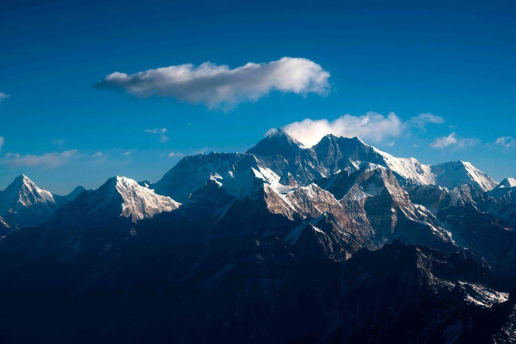 خبرنگاران نگاهی به تجارت با جان کوهنوردان در نپال