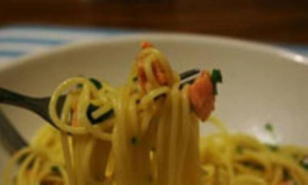 اسپاگتی با عطر ریحان