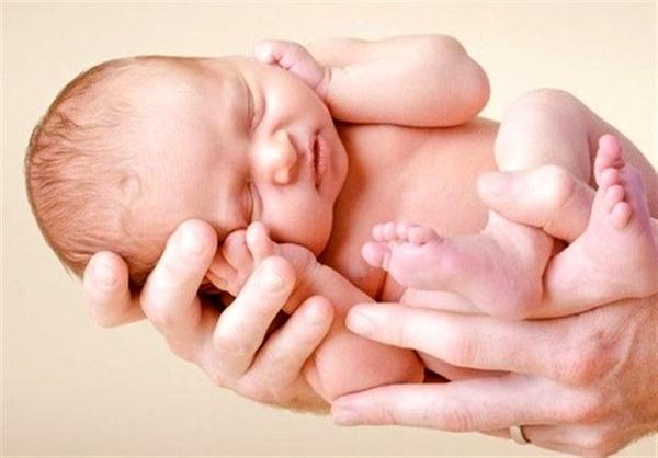 پیدا شدن نوزاد پسر با بندناف در کیسه زباله