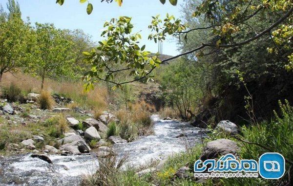 رودخانه چشمه عروس یکی از جاذبه های طبیعی استان کرمان است
